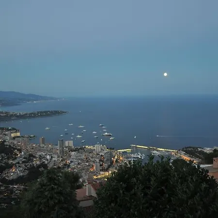 Dom wakacyjny With Unique & Breathtaking View Over Sea, Monte-carlo, Italy & Alps La Turbie