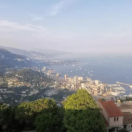 Dom wakacyjny With Unique & Breathtaking View Over Sea, Monte-carlo, Italy & Alps La Turbie