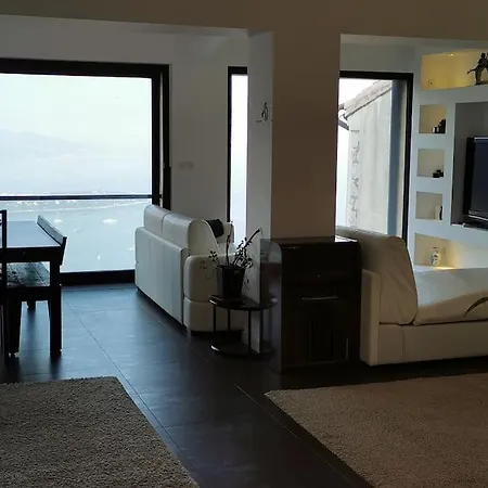 Holiday home With Unique & Breathtaking View Over Sea, Monte-carlo, Italy & Alps *